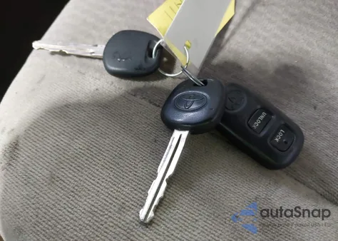 2006 Toyota Corolla Le from USA, damaged, VIN 1NXBR30E36Z578411